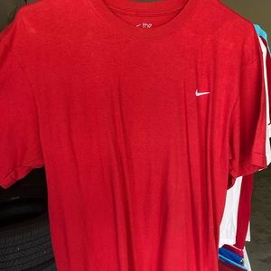 Small Nike loose fit shirt